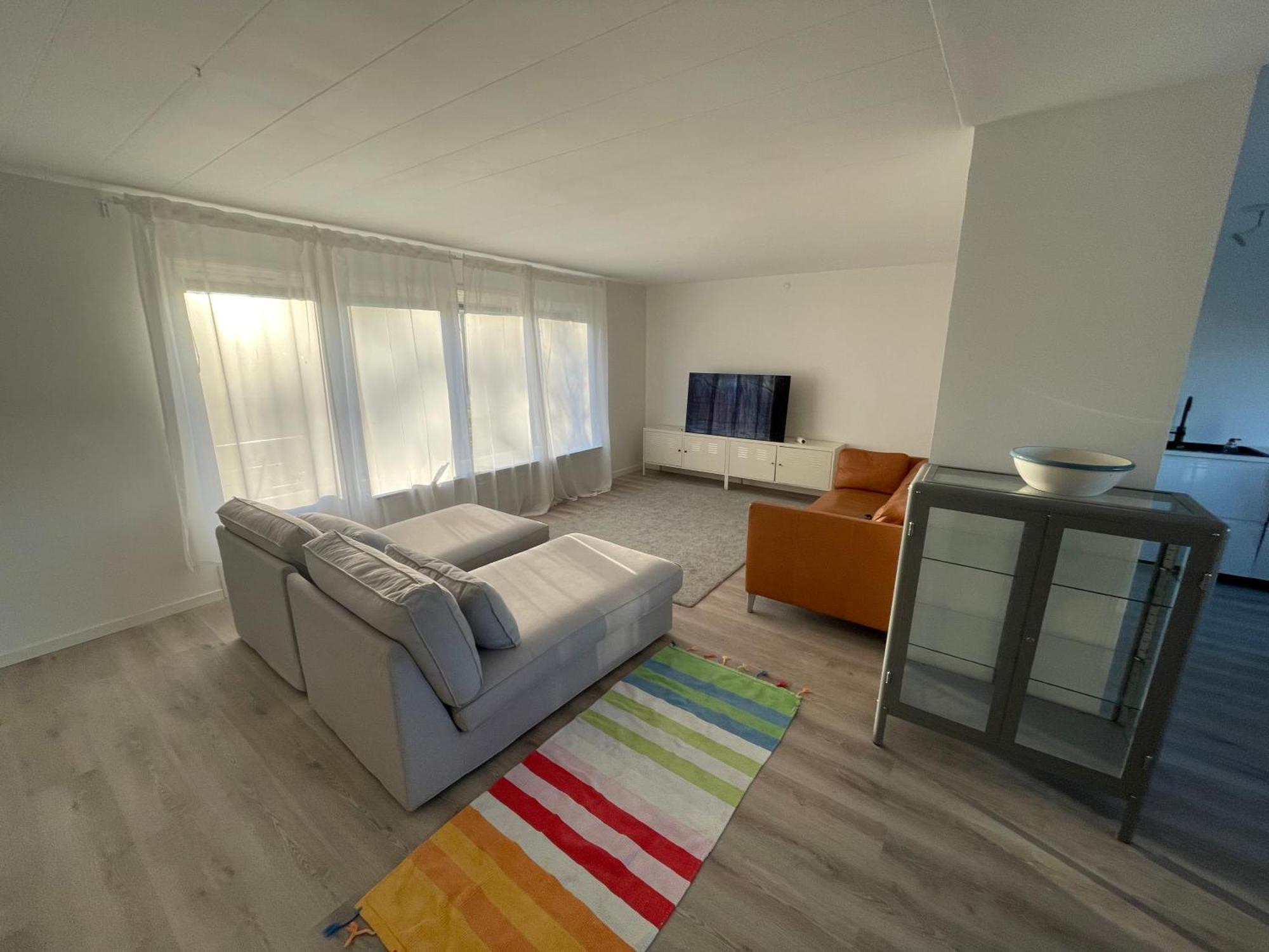 Modern 3 Bed Rooms In Almhult Close To Vaxjo Airport Zewnętrze zdjęcie