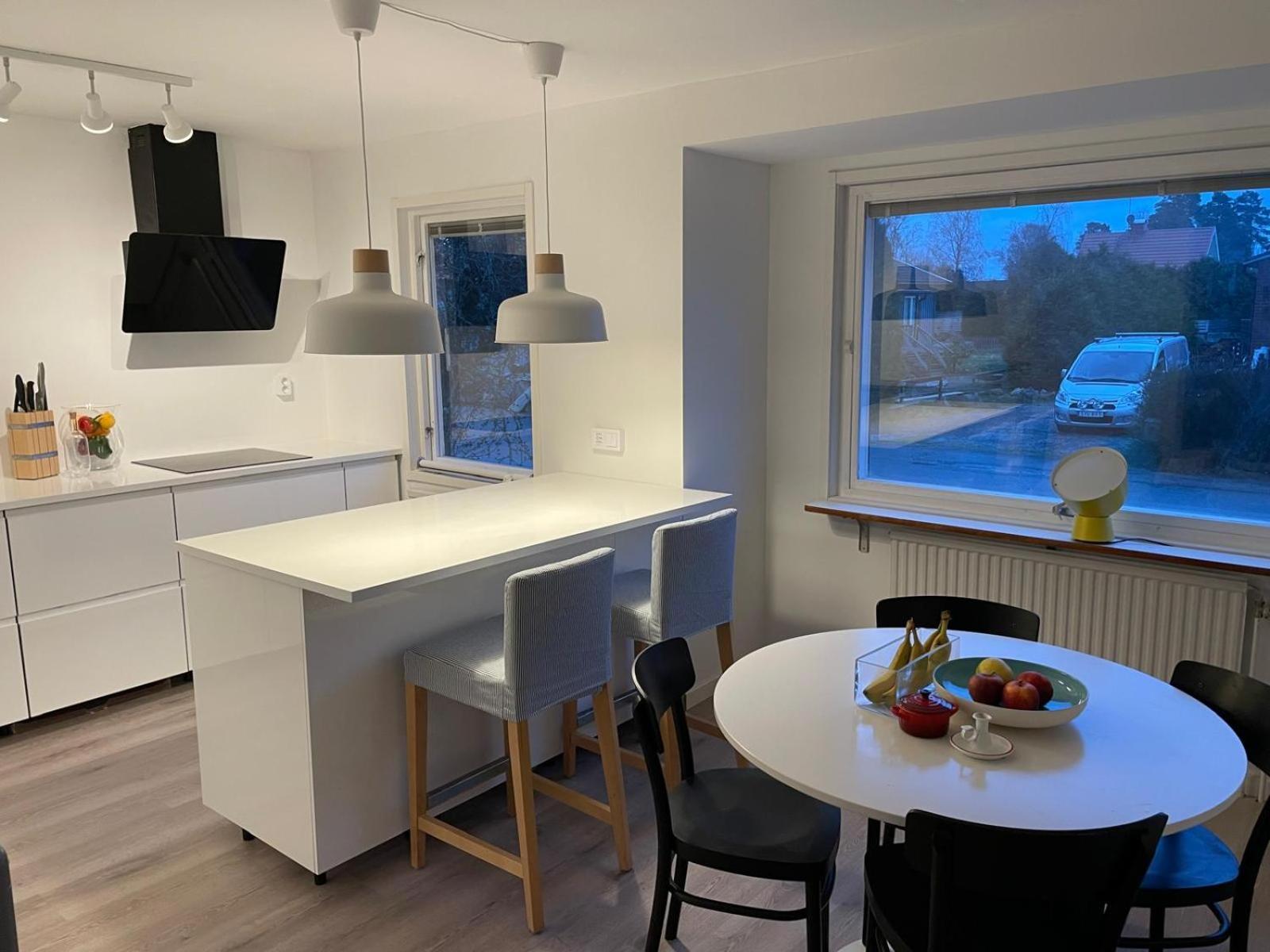 Modern 3 Bed Rooms In Almhult Close To Vaxjo Airport Zewnętrze zdjęcie